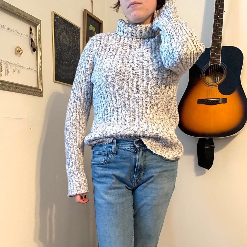 Chunky Speckled Turtleneck Sweater